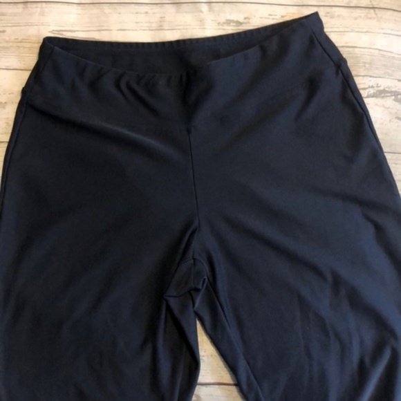 Nike Capri Fit Dry Dark Blue Work Out Pants capri  S 4-6 - Picture 2 of 4